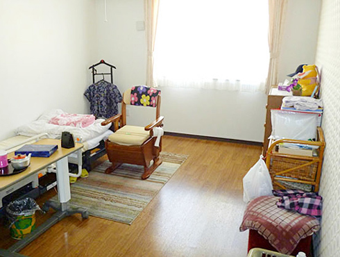 【居室】<br />お部屋は全て完全個室。ご自身の使い慣れた家具等をご持参ください。